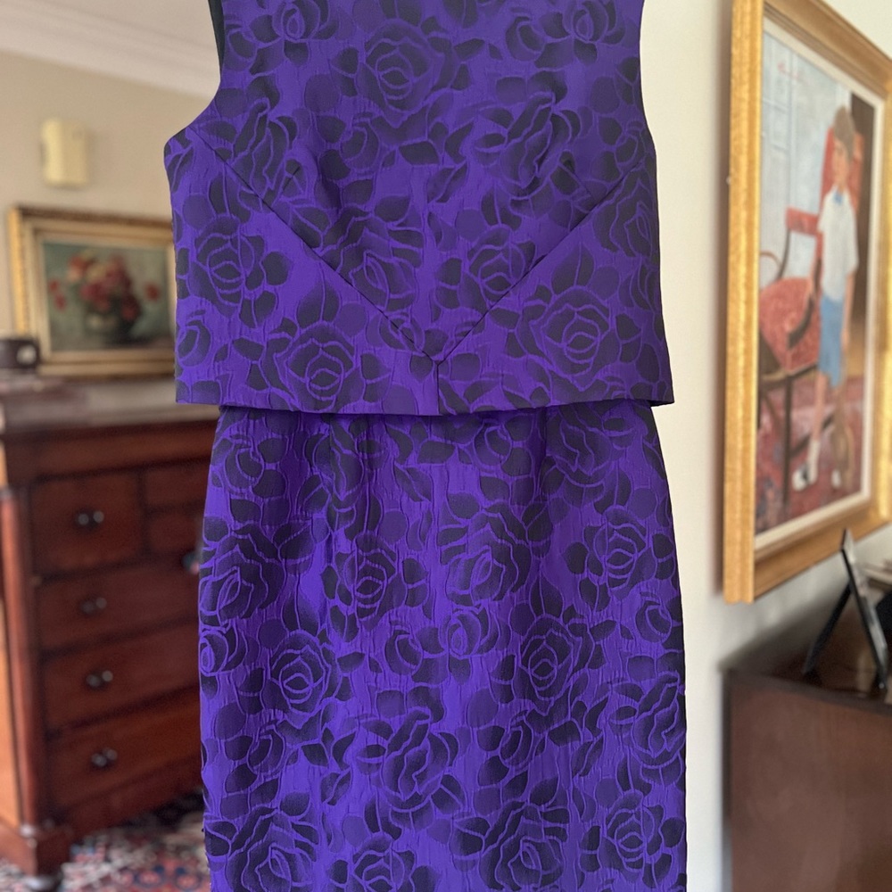 Ladies Teri Jon classic sheath